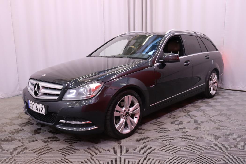 MERCEDES-BENZ C 2011