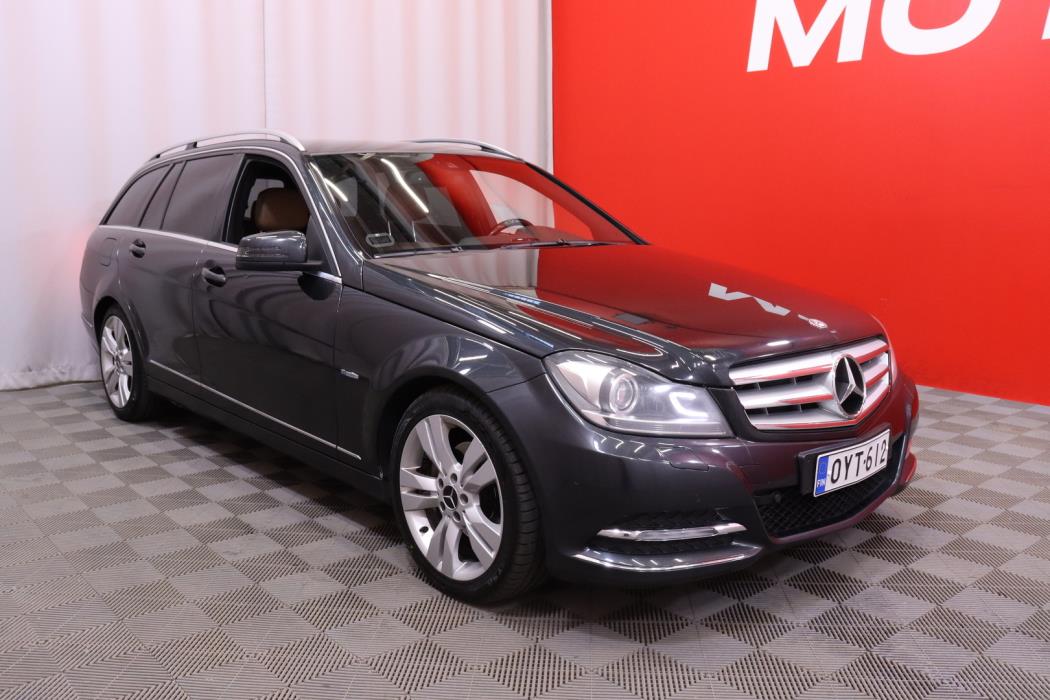 MERCEDES-BENZ C 2011