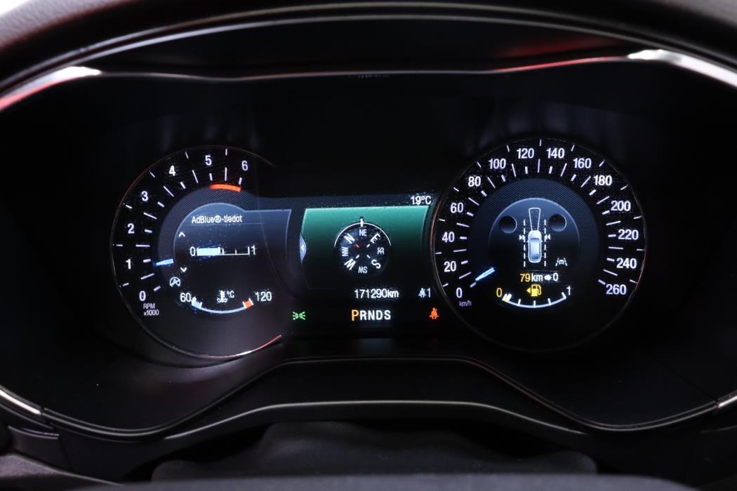 FORD Mondeo 2022