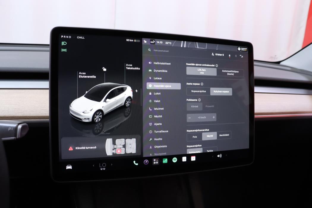 TESLA Model Y 2023