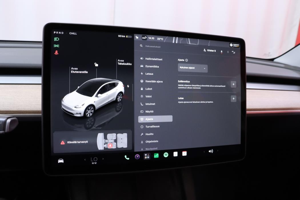 TESLA Model Y 2023