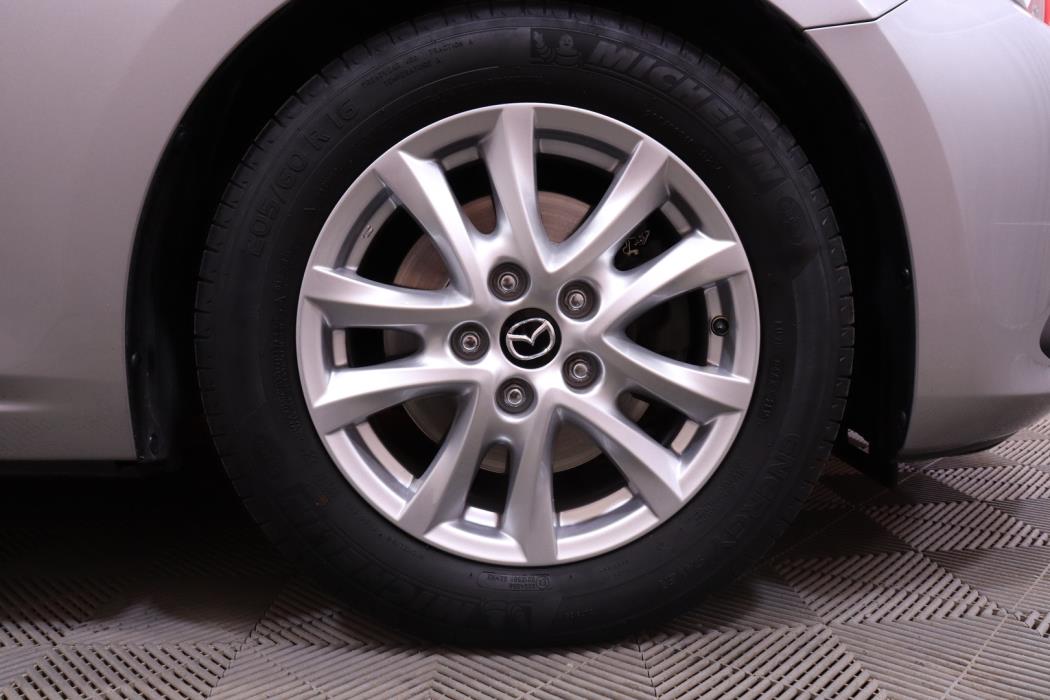 MAZDA 3 2016