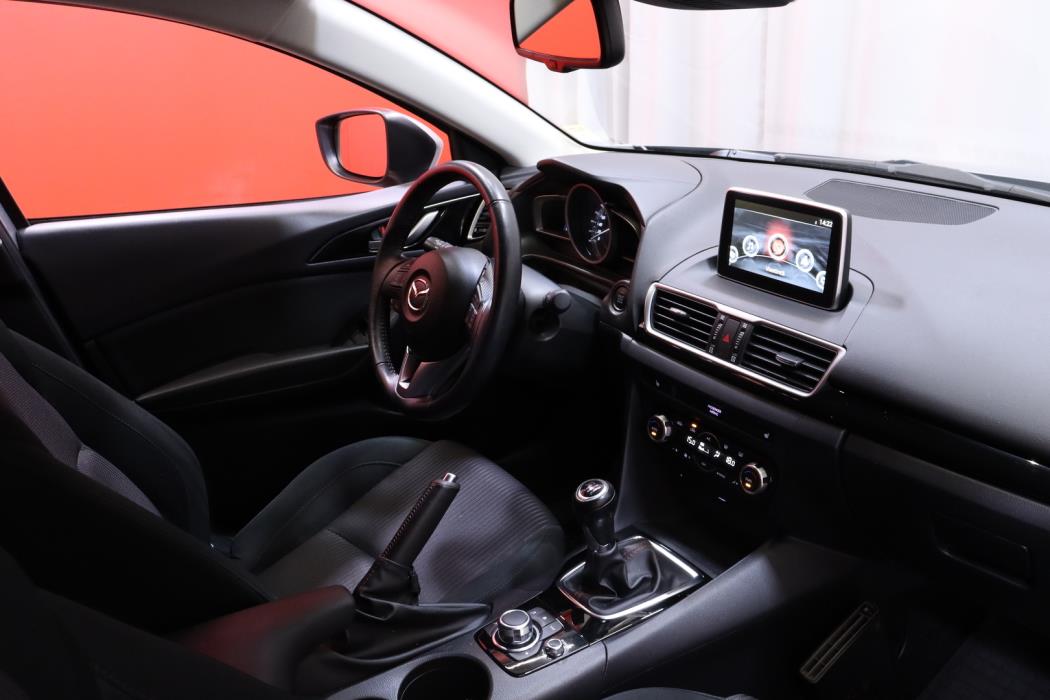 MAZDA 3 2016