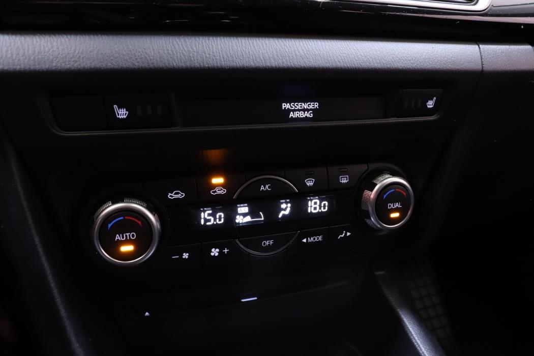 MAZDA 3 2016