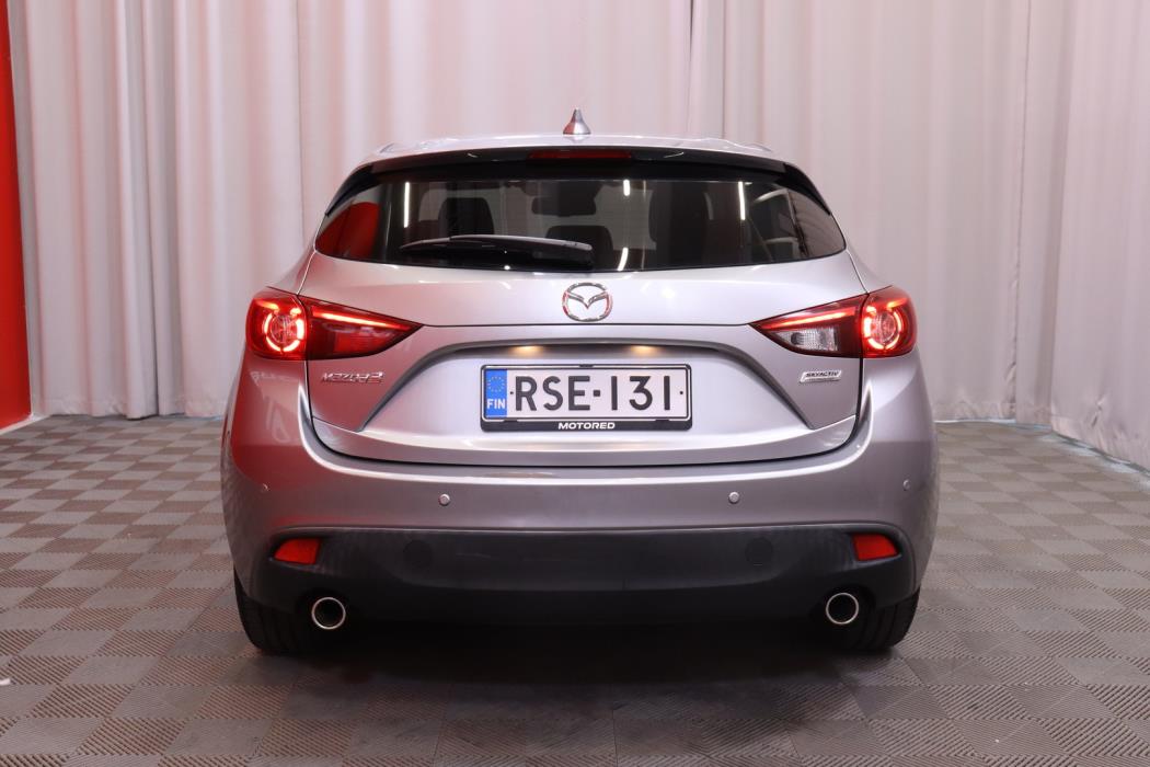 MAZDA 3 2016