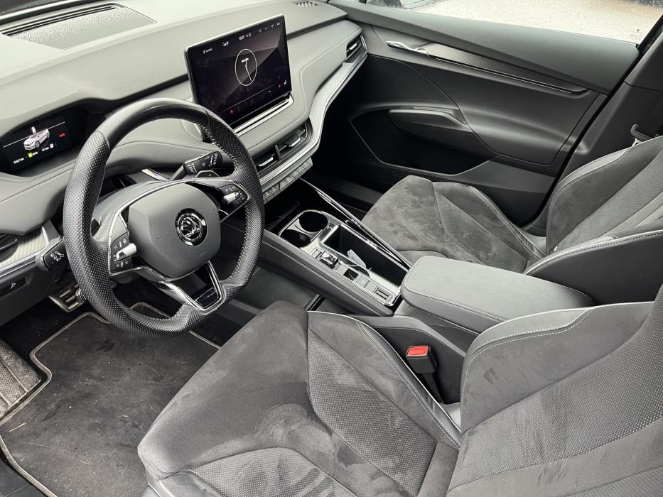 SKODA Enyaq 2023