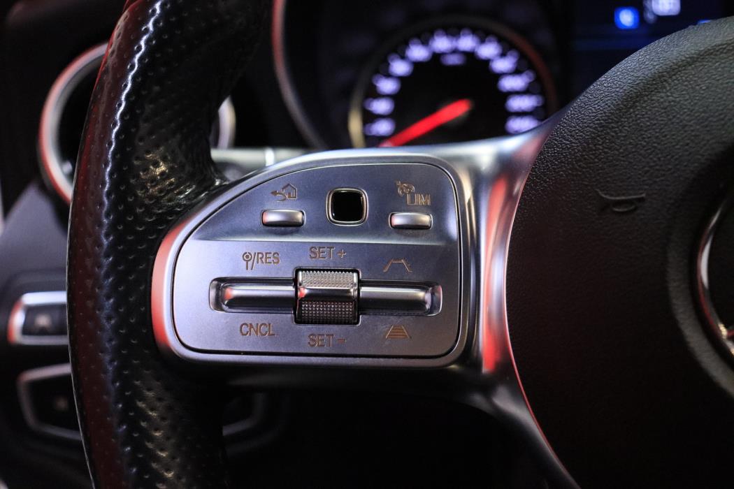 MERCEDES-BENZ C 2019