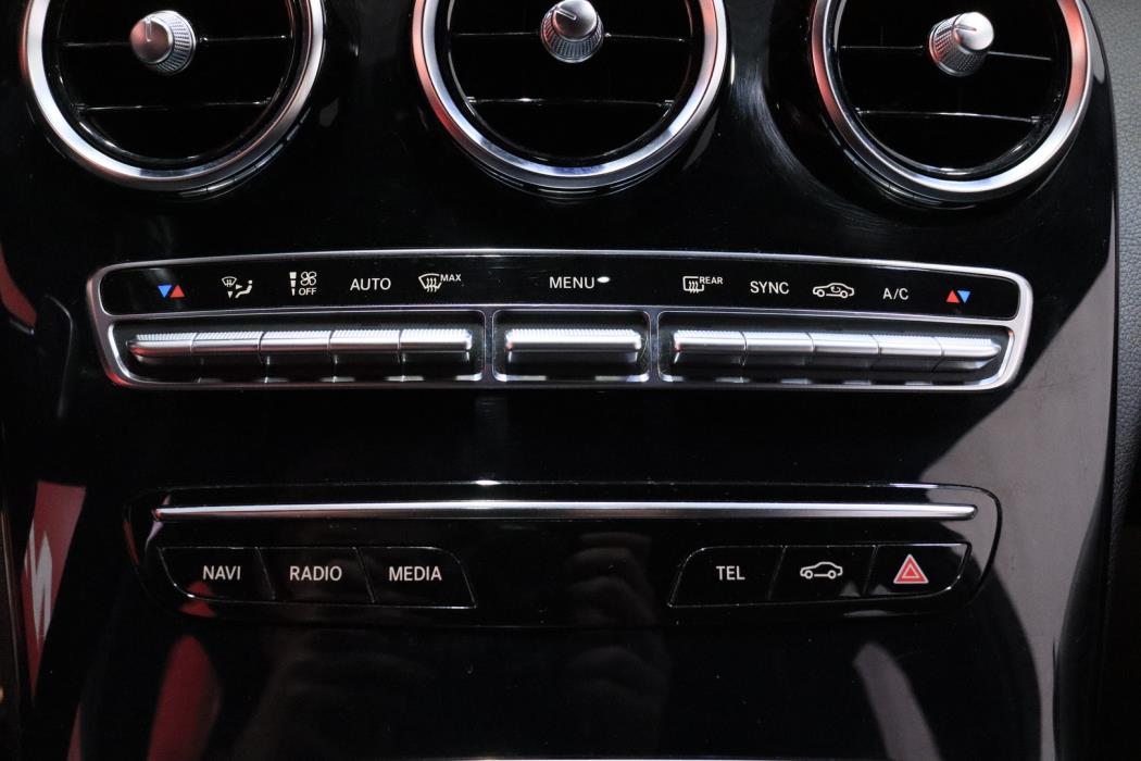 MERCEDES-BENZ C 2019