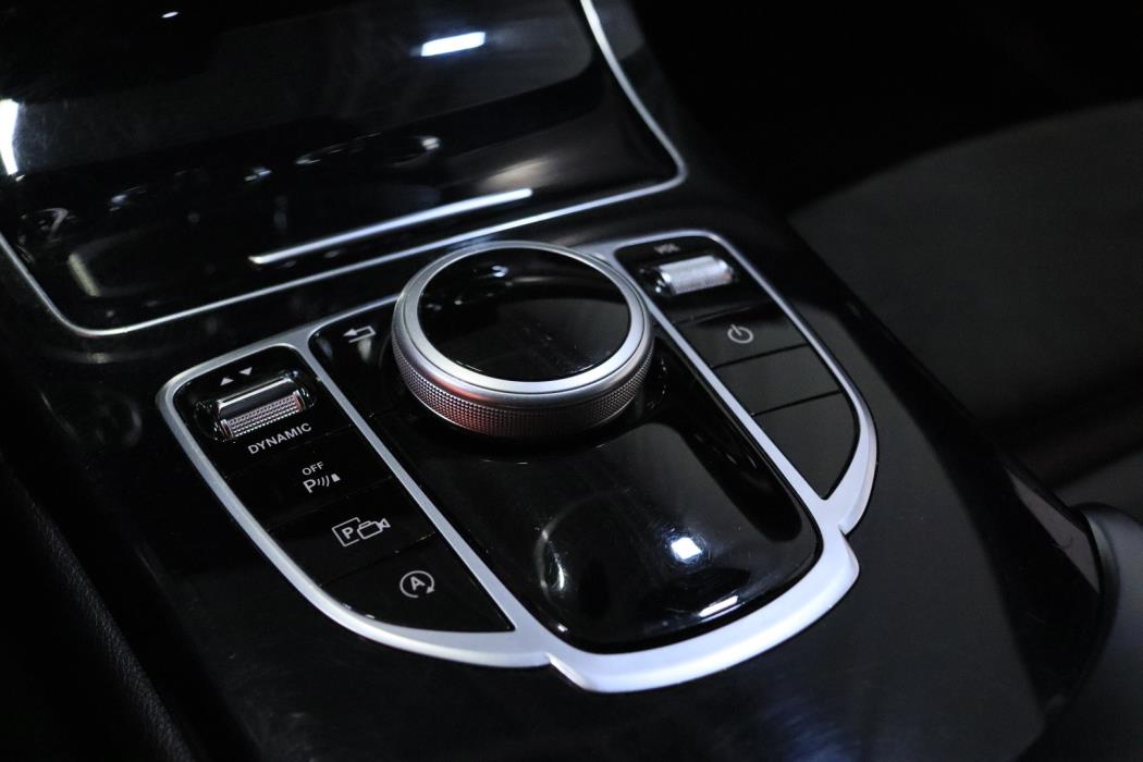 MERCEDES-BENZ C 2019