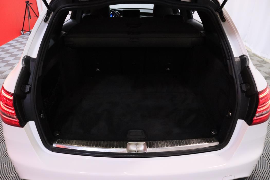 MERCEDES-BENZ C 2019