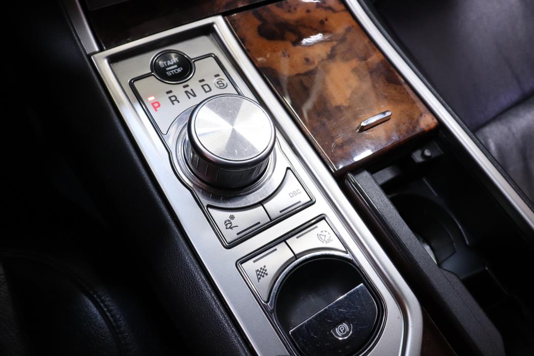 JAGUAR XF 2009