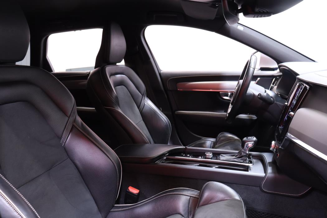 VOLVO V90 2019
