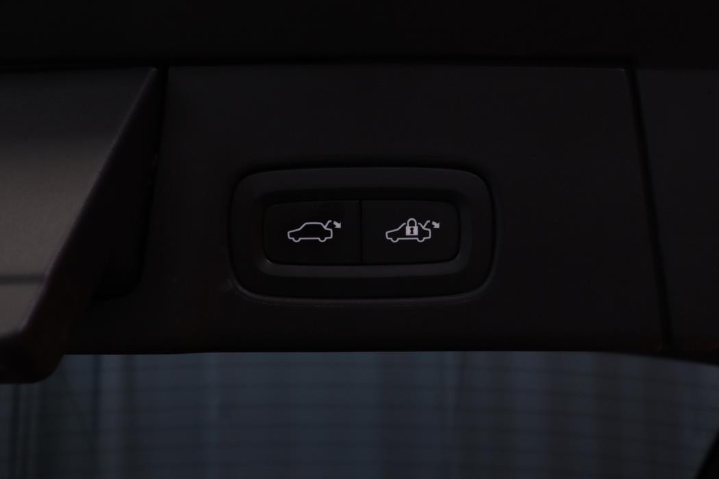VOLVO V90 2019