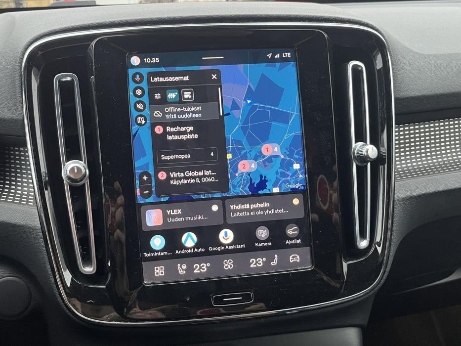 VOLVO XC40 2022