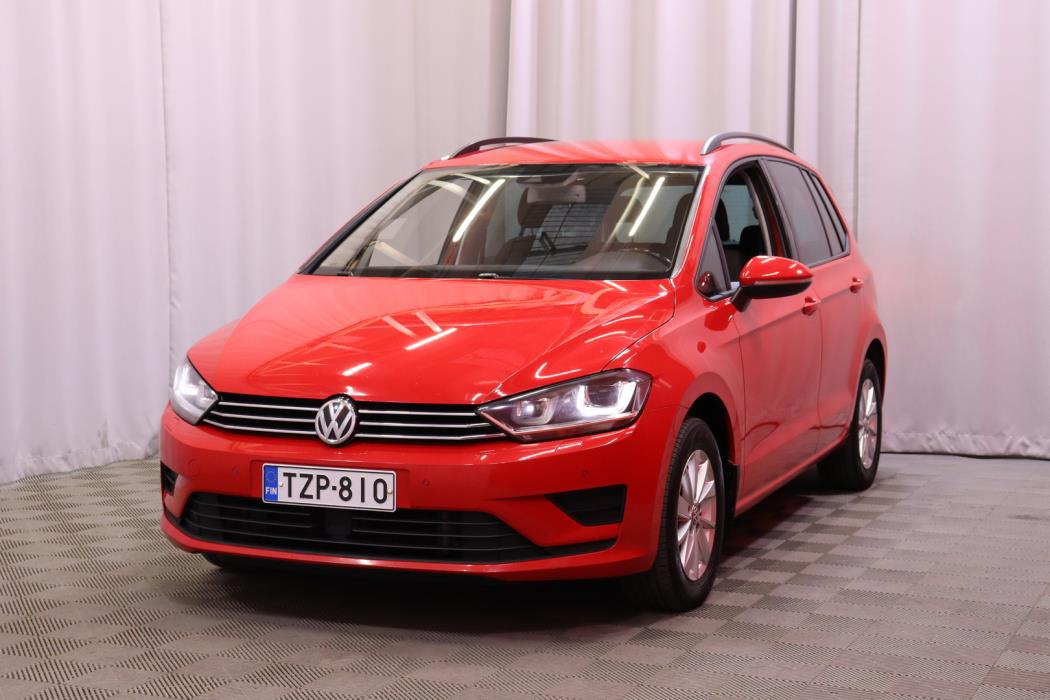 VOLKSWAGEN Golf Sportsvan 2015