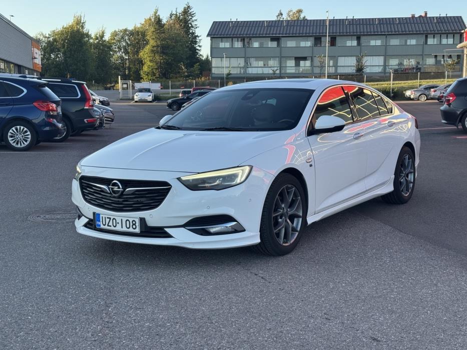 OPEL Insignia 2017