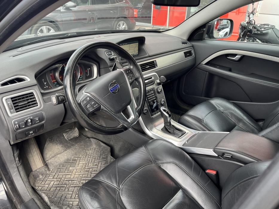 VOLVO XC70 2014