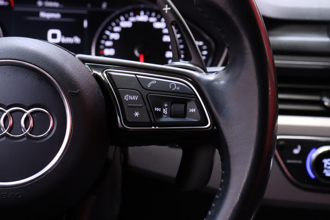 AUDI A4 2018