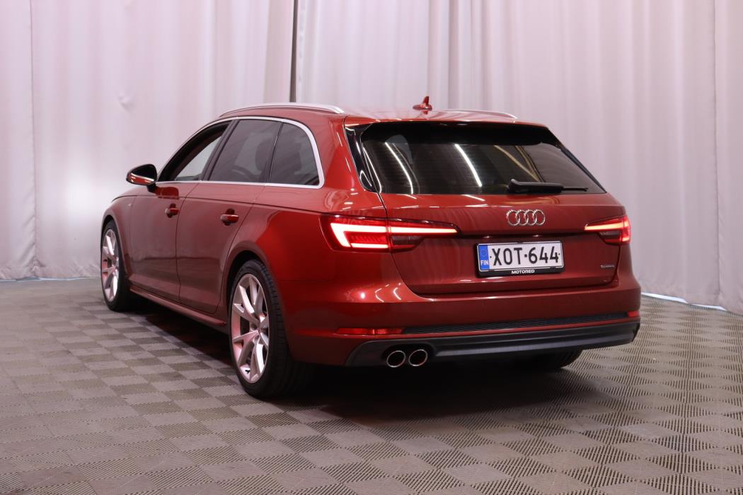 AUDI A4 2018
