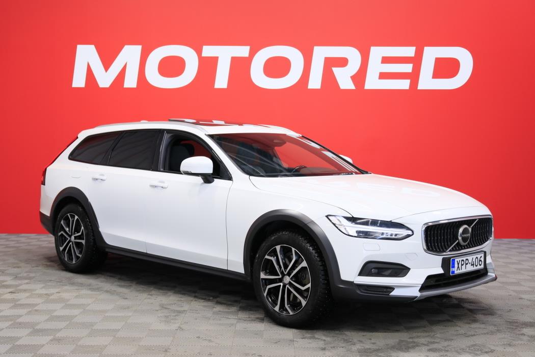 VOLVO V90 Cross Country 2022