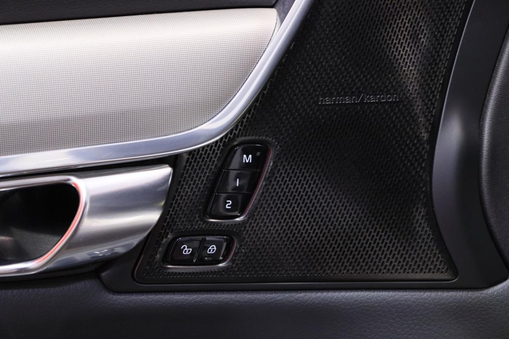 VOLVO V90 Cross Country 2022