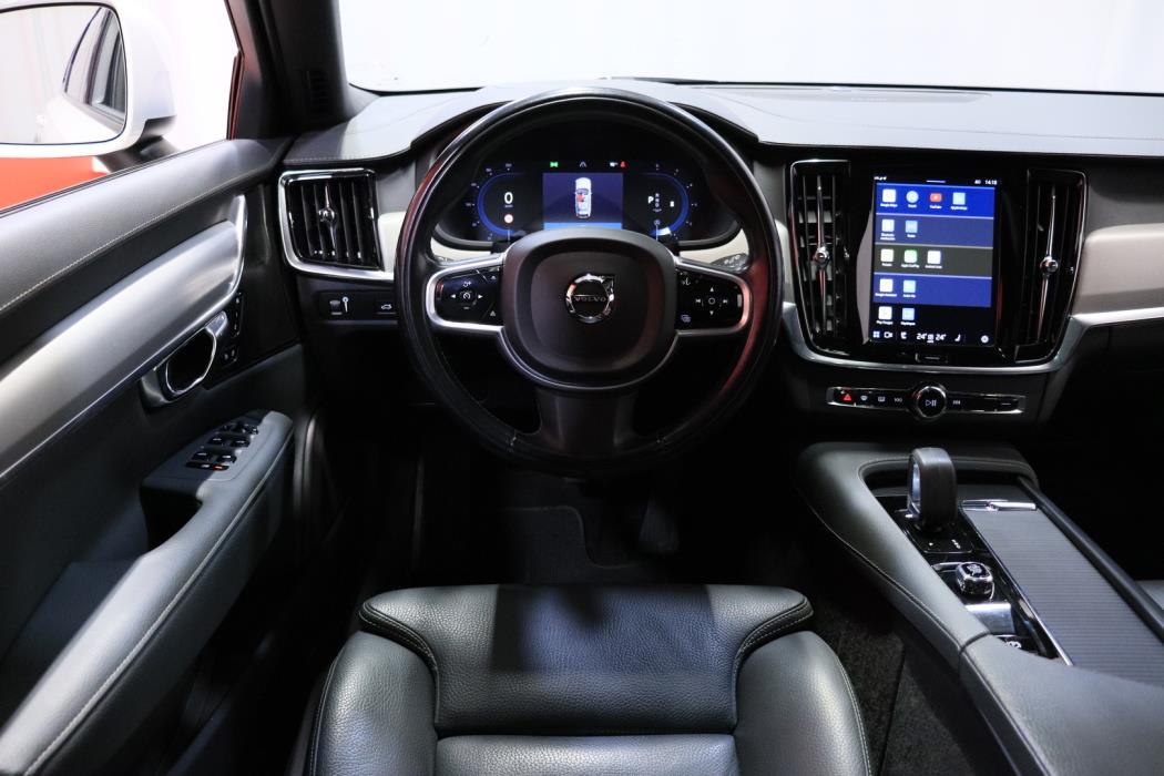 VOLVO V90 Cross Country 2022