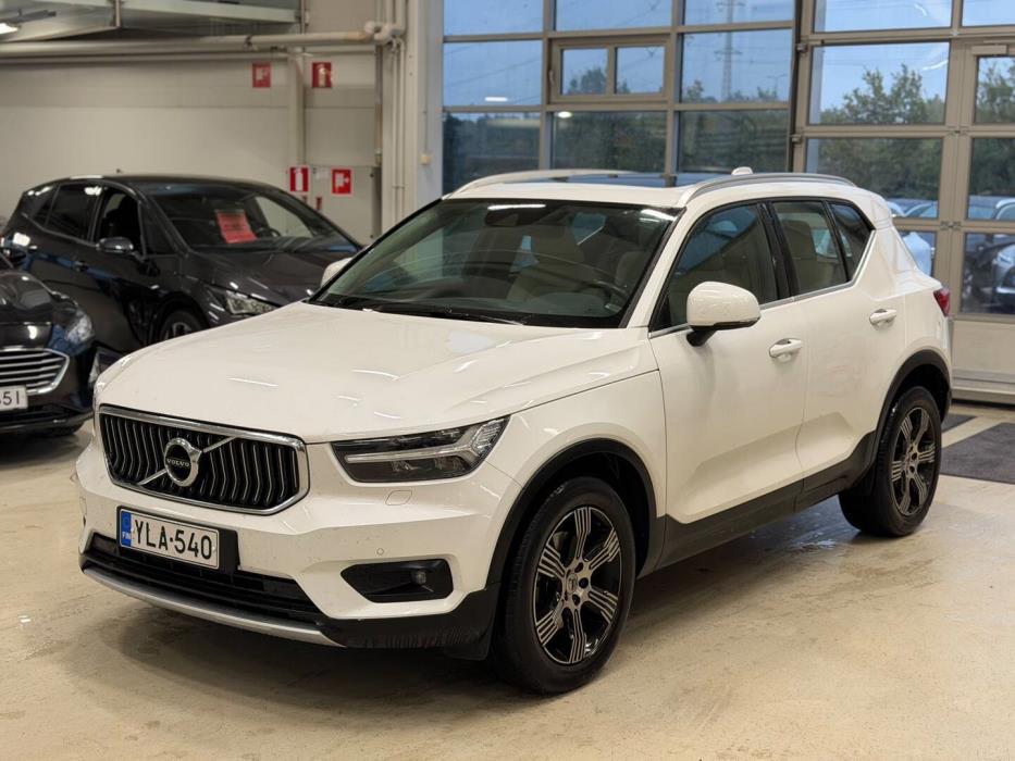 VOLVO XC40 2019