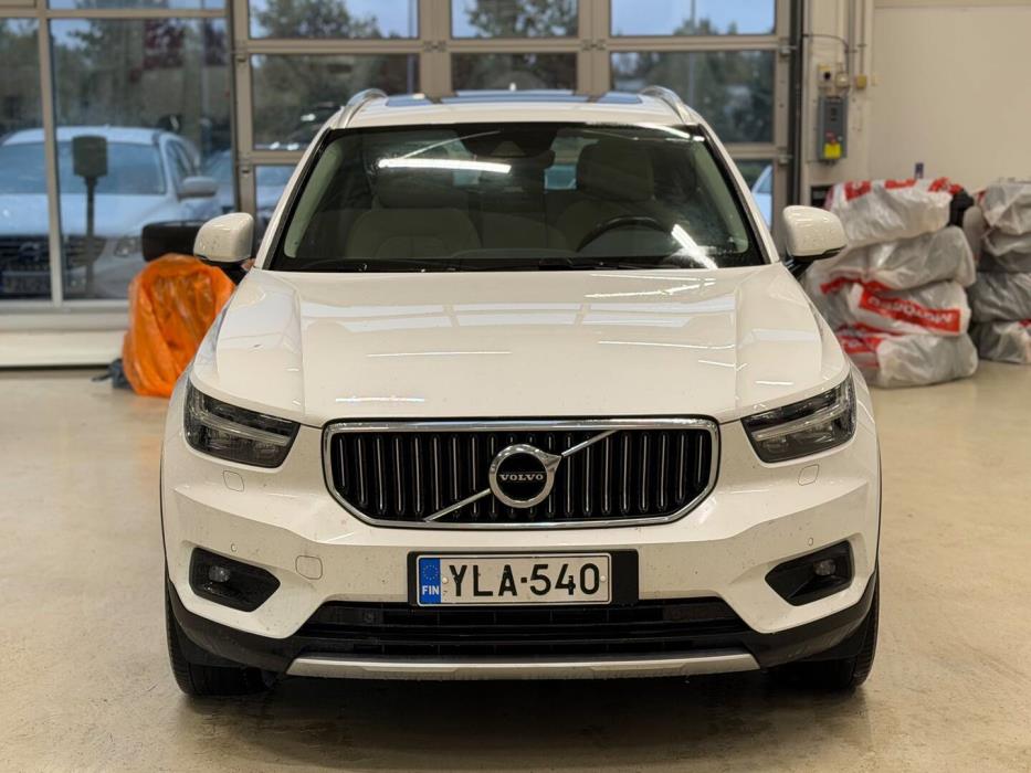 VOLVO XC40 2019
