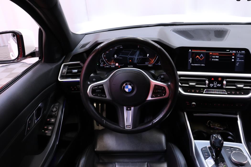 BMW 320 2019