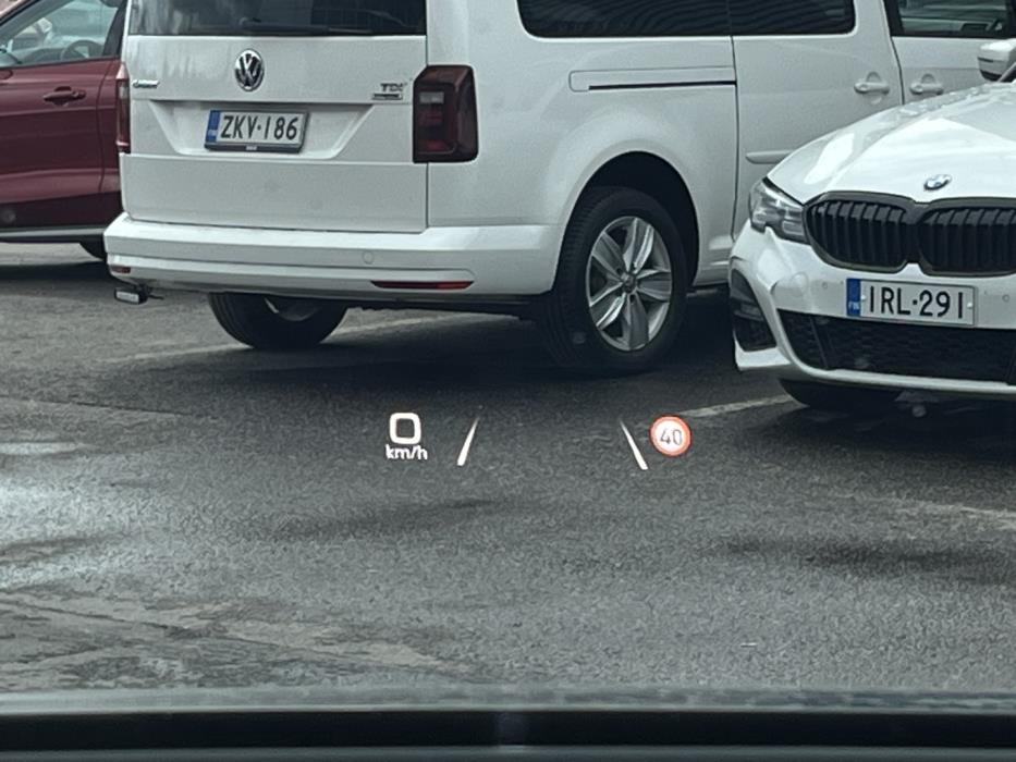 AUDI Q4 e-tron 2022