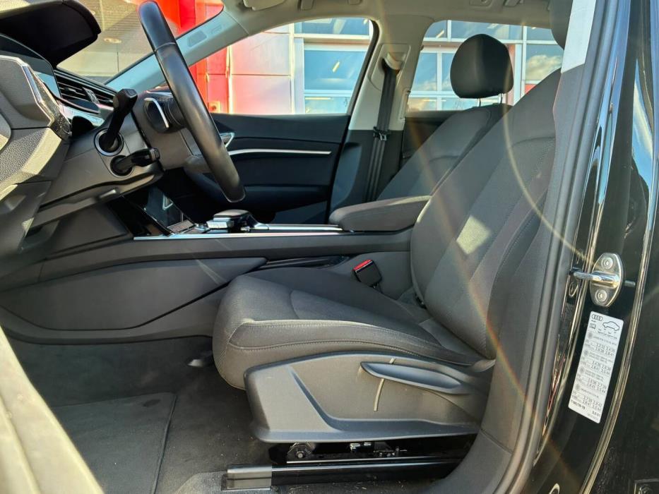 AUDI Q8 e-tron 2023