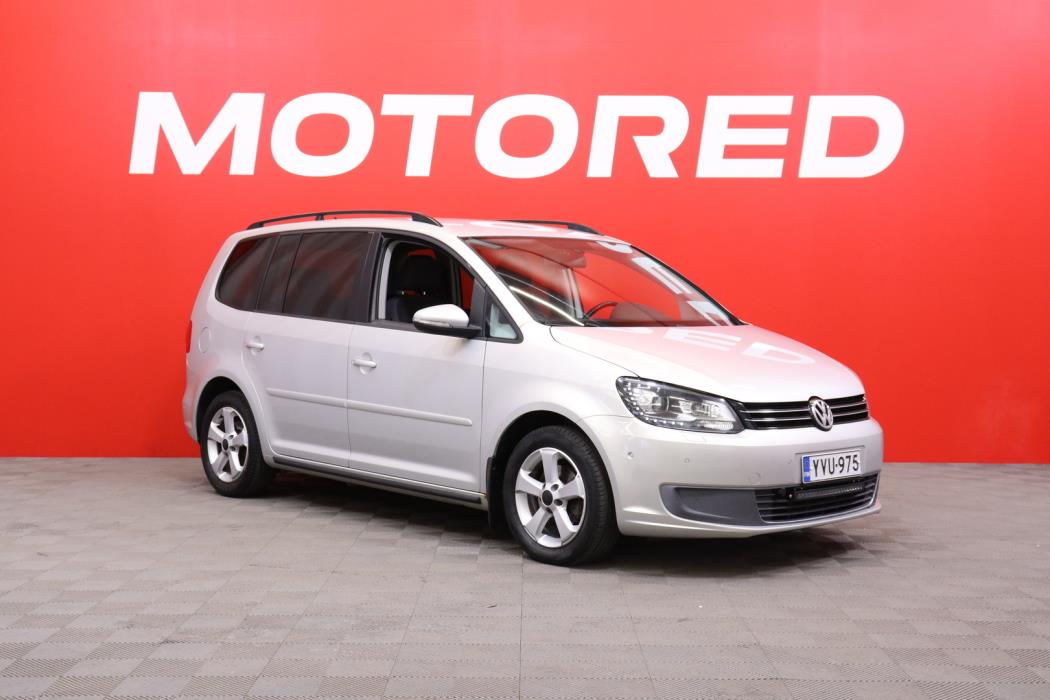 VOLKSWAGEN Touran 2010