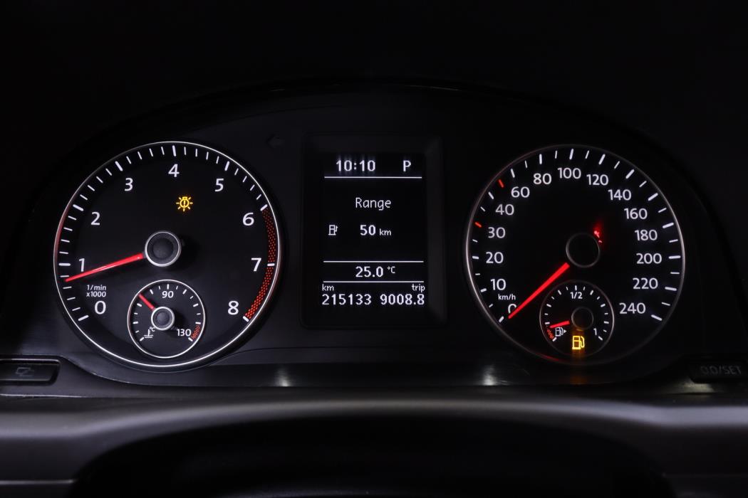 VOLKSWAGEN Touran 2010