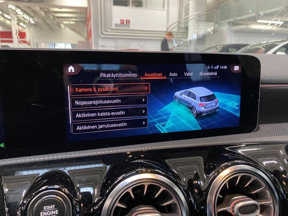 MERCEDES-BENZ A 2020