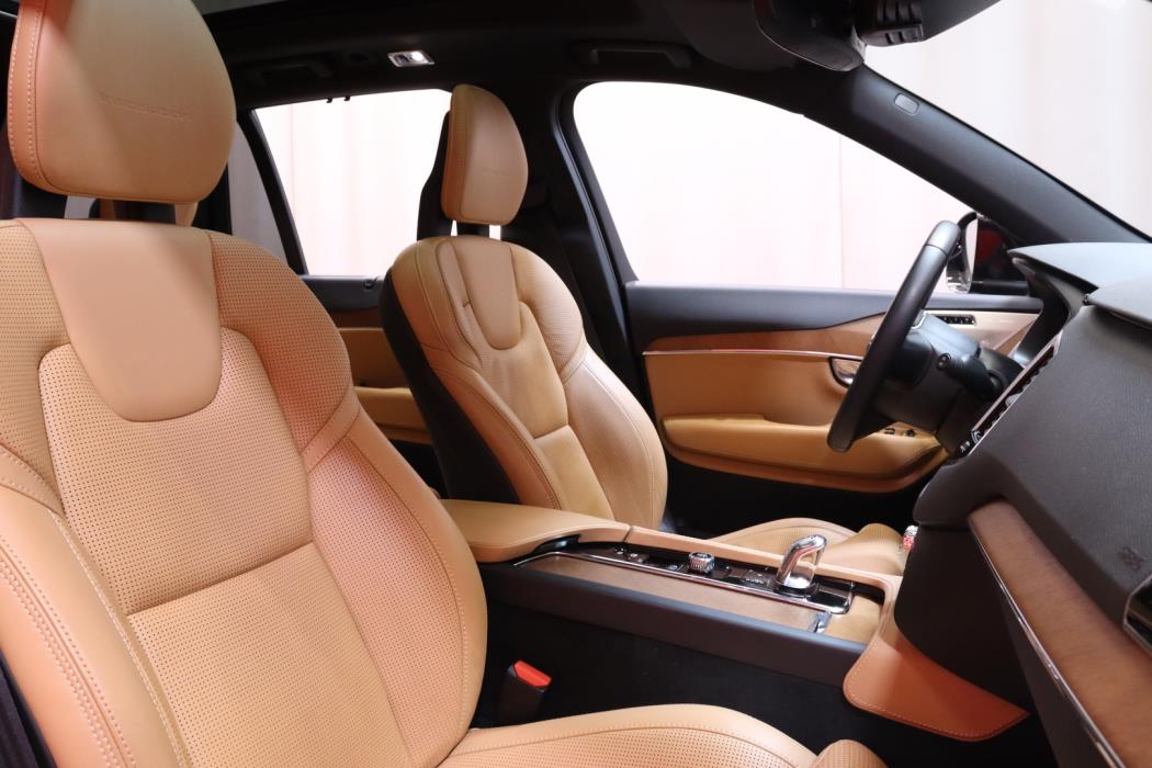 VOLVO XC90 2018