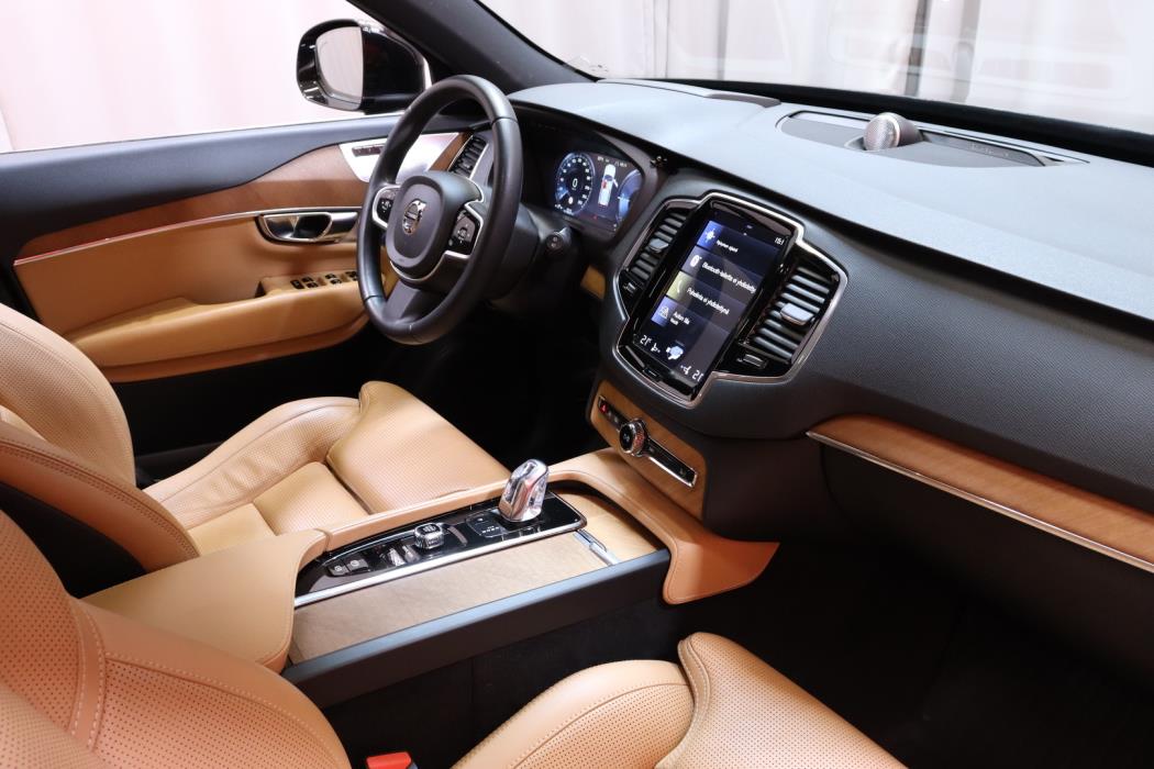 VOLVO XC90 2018