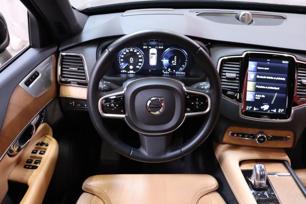 VOLVO XC90 2018