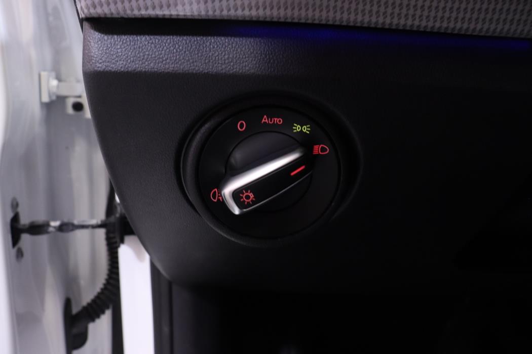 VOLKSWAGEN up! 2019