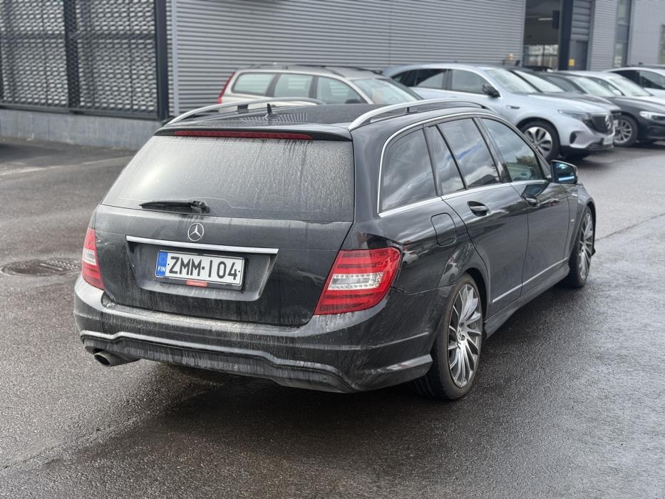 MERCEDES-BENZ C 2012