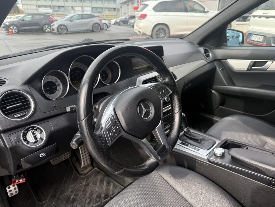 MERCEDES-BENZ C 2012