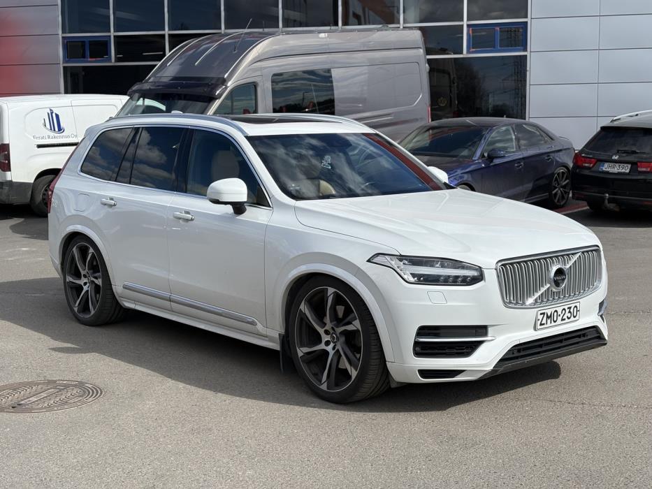 VOLVO XC90 2019