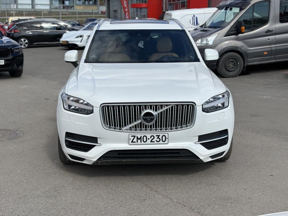 VOLVO XC90 2019