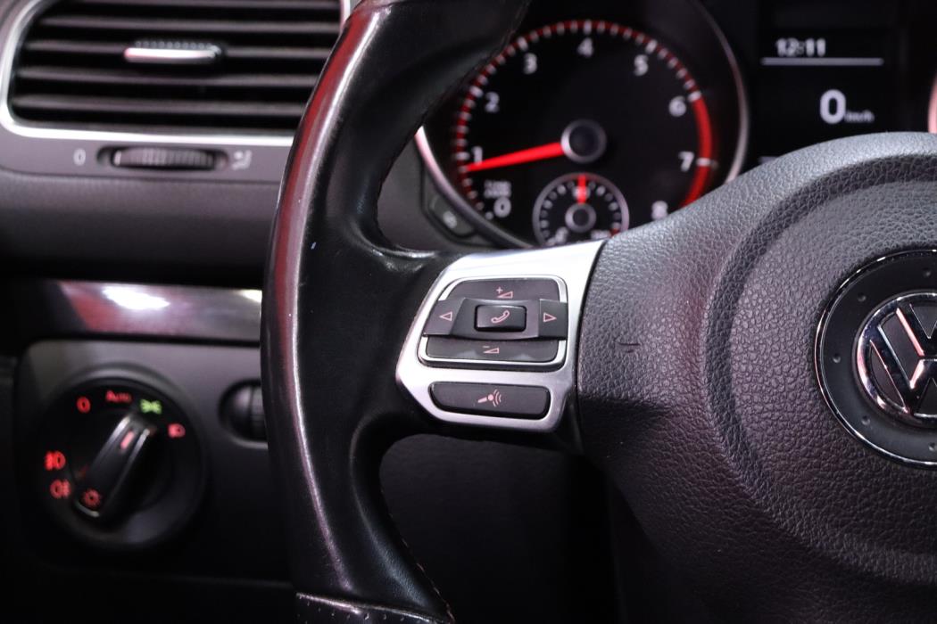 VOLKSWAGEN Golf 2011