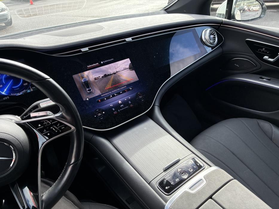 MERCEDES-BENZ EQS 2023