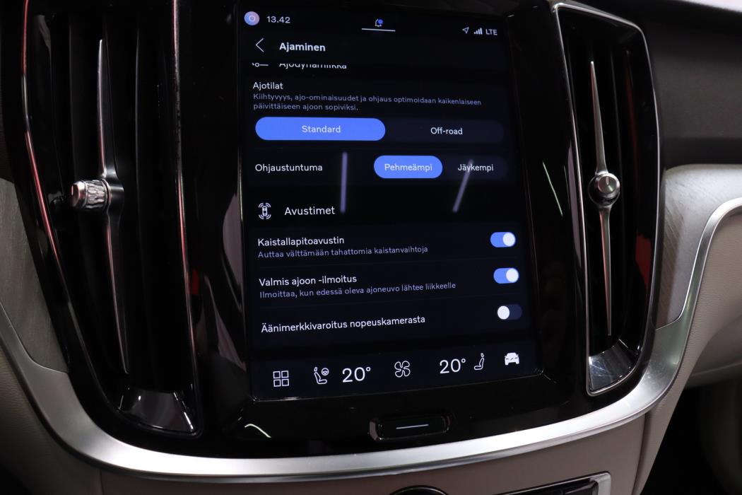 VOLVO V60 Cross Country 2023