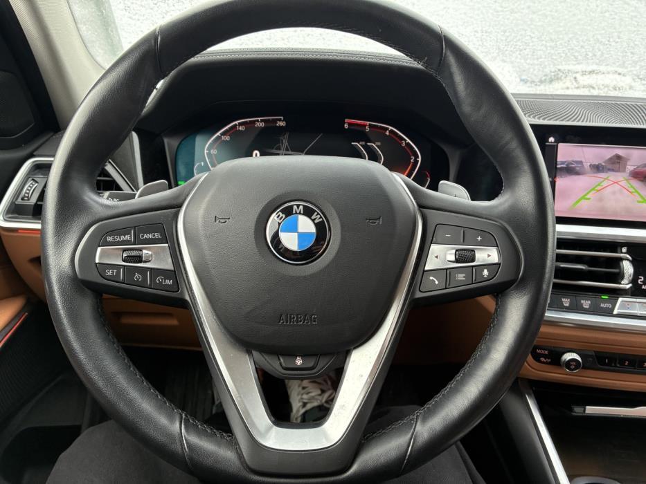 BMW 320 2019