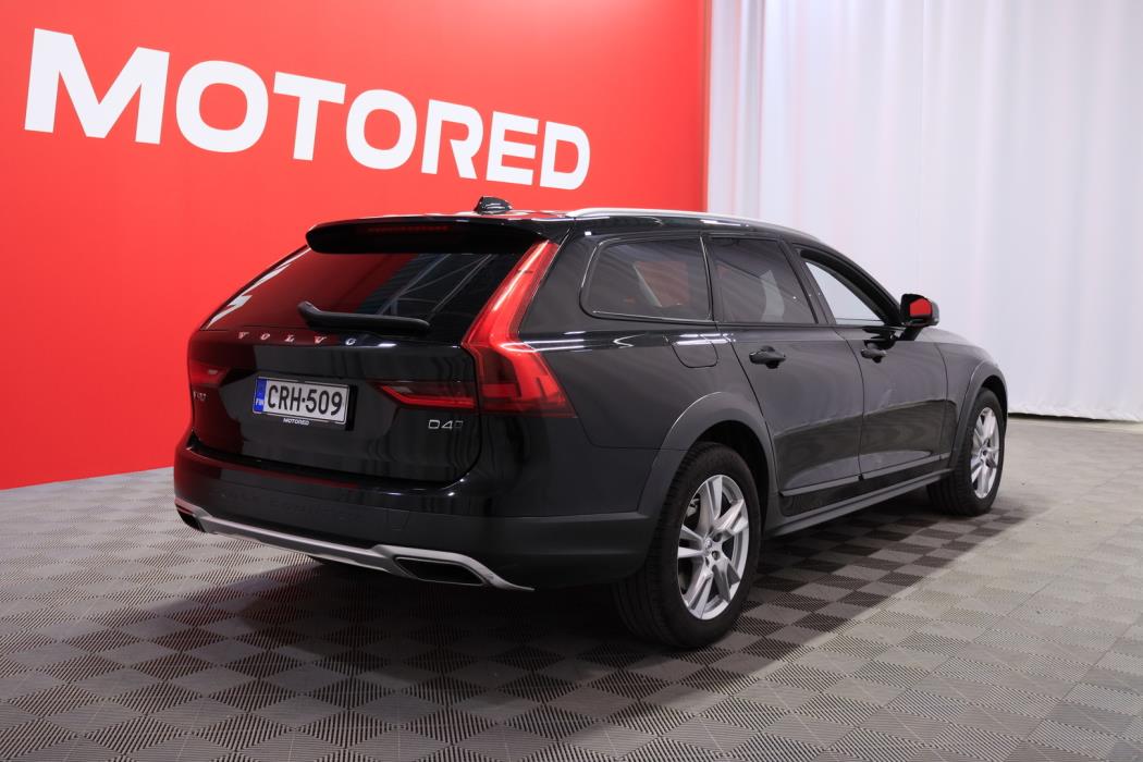 VOLVO V90 Cross Country 2019