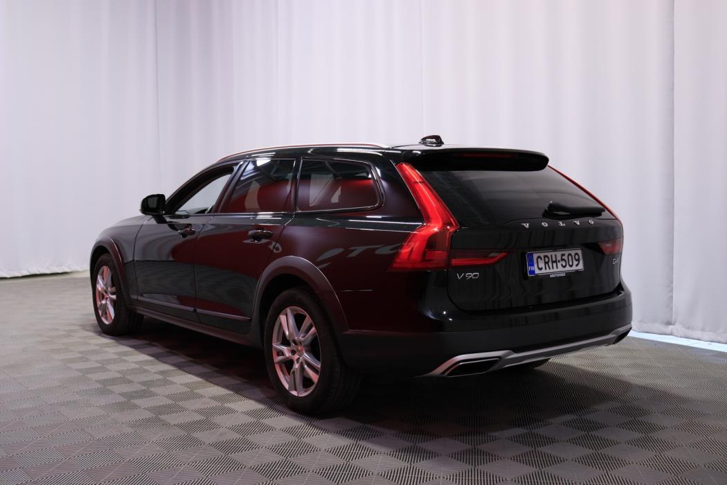 VOLVO V90 Cross Country 2019