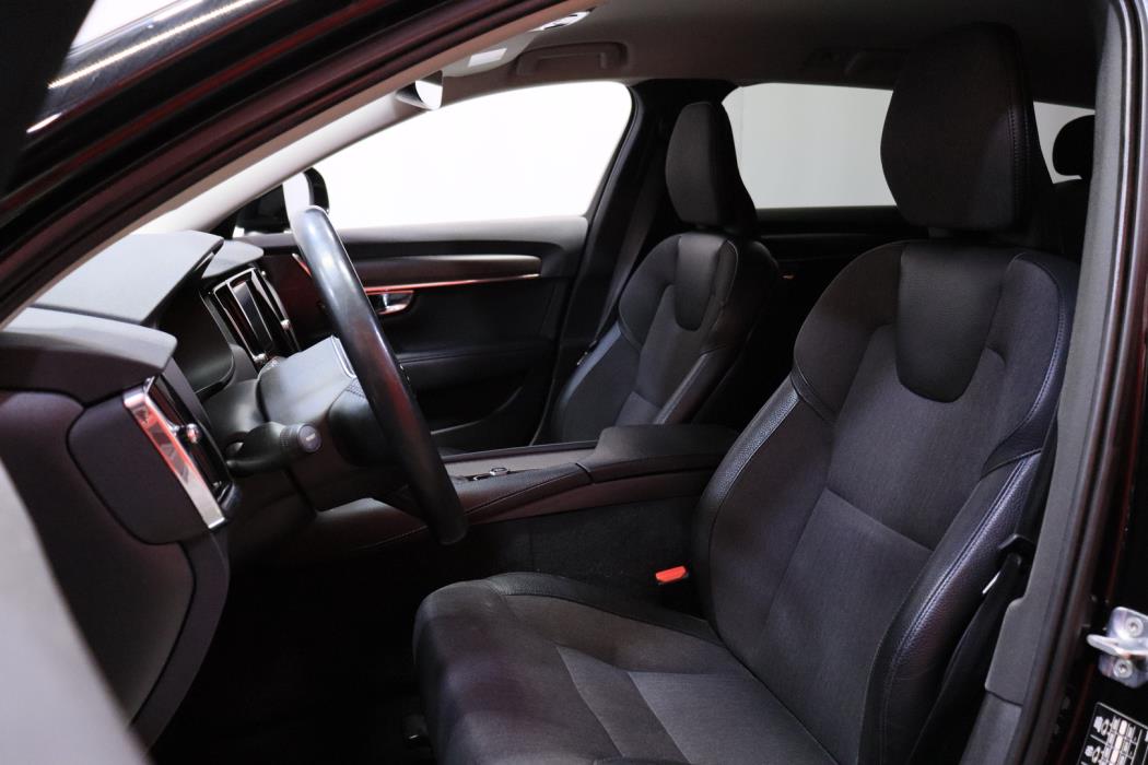 VOLVO V90 Cross Country 2019