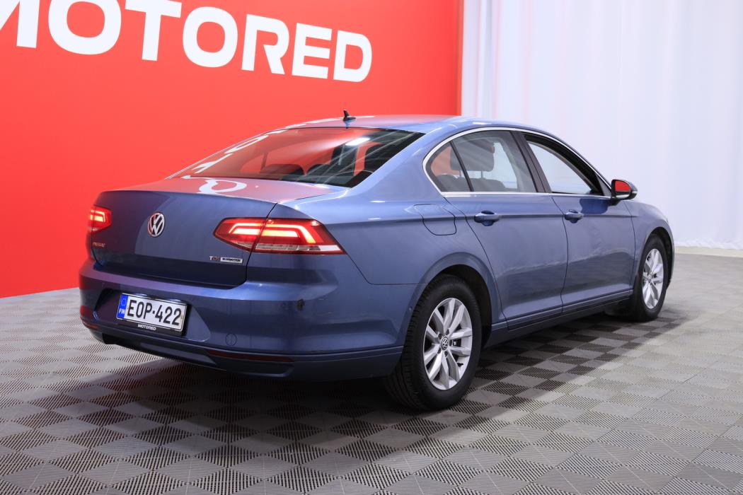 VOLKSWAGEN Passat 2017